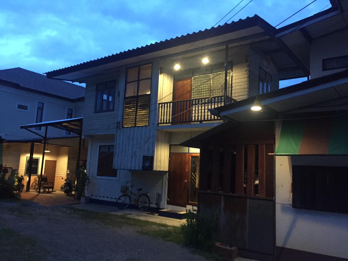 Bed Time Hostel Chiangrai 치앙라이 외부 사진